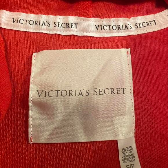 Victorias secret pink colored jacket - Picture 4 of 6